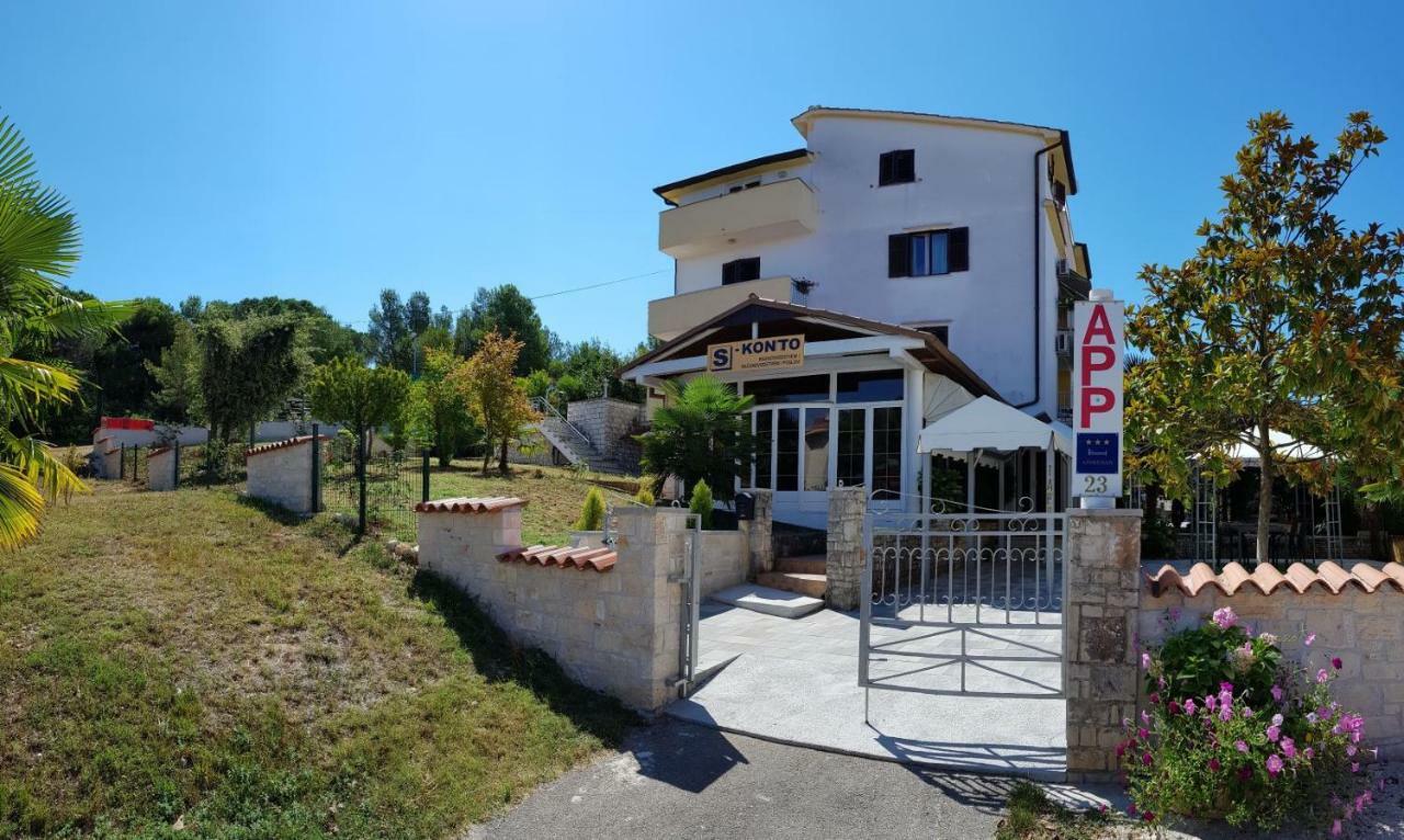 Apartments Lori Poreč Exteriér fotografie