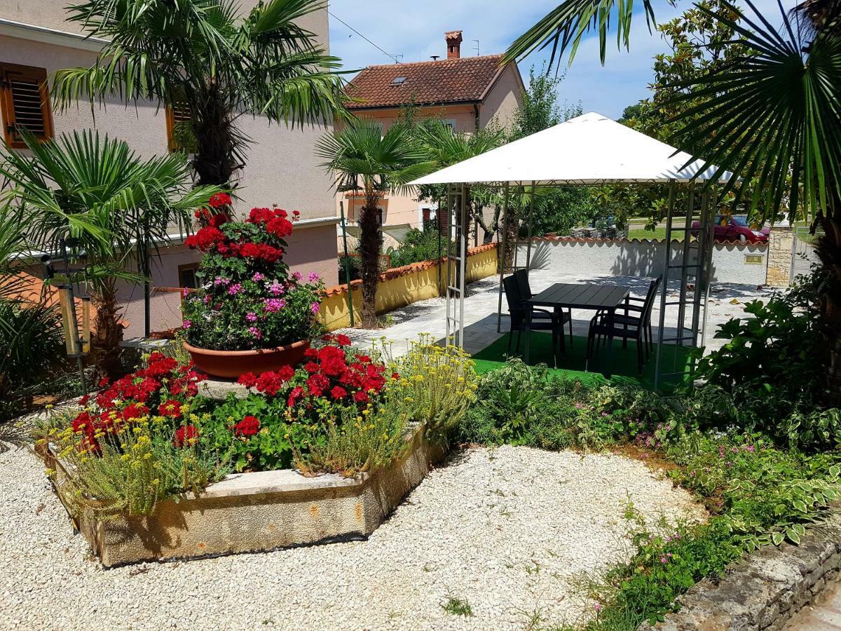 Apartments Lori Poreč Exteriér fotografie